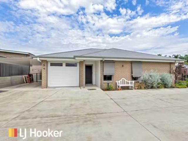 15/6 Ainslie Place, HILLVUE Apartment for rent Listed by Whit.