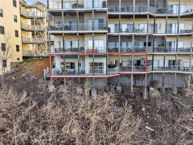 156 Bluff Boulevard 1B
