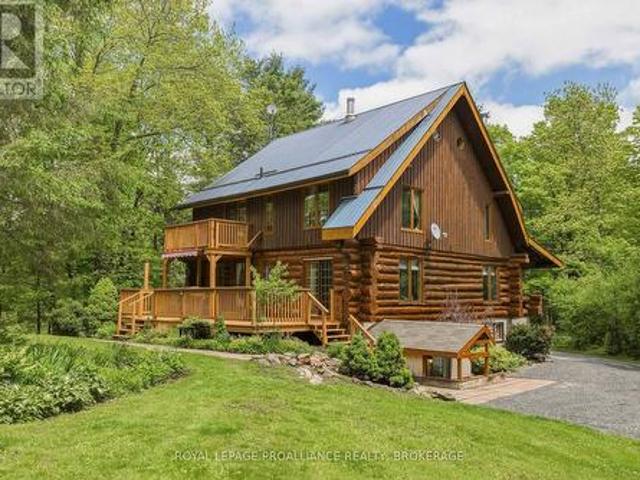 156 Darlingside Drive, Front Of Leeds & Seeleys Bay, ON, K0E 1L0 house for sale | Listing ID X13690 | Royal LePage