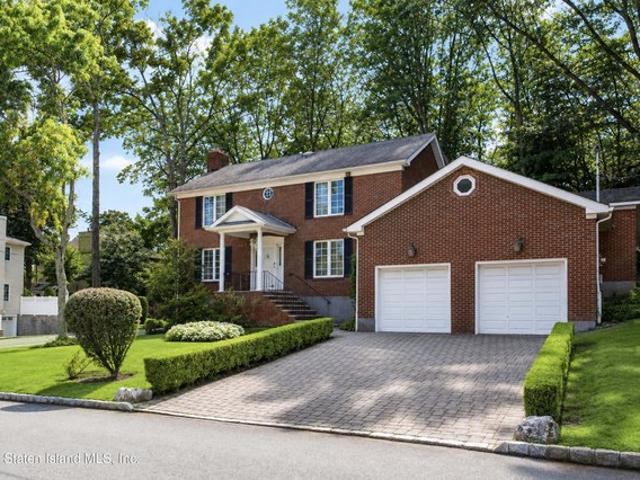 156 Hitchcock Ave, Staten Island, NY 10306