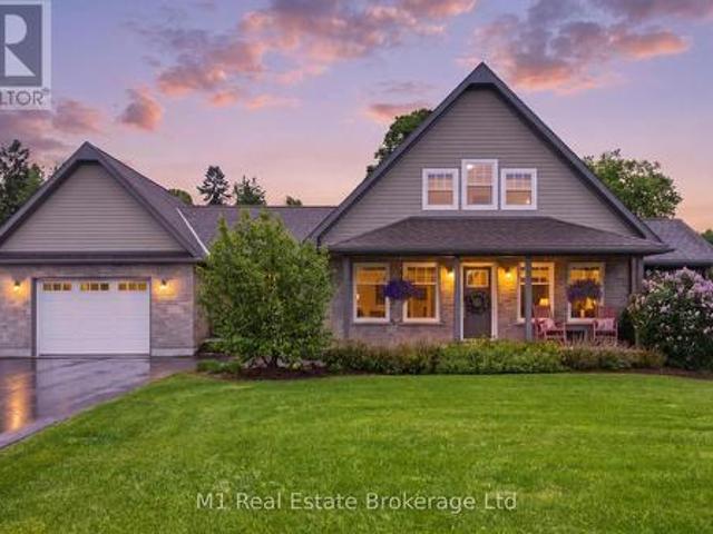 156 Highland Drive, West Grey, ON, N0C 1H0 house for sale | Listing ID X13812 | Royal LePage