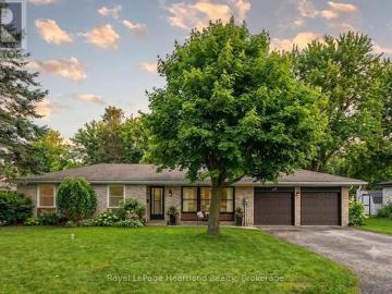 156 John Street N, Minto, ON, N0G 1Z0 house for sale | Listing ID X13431 | Royal LePage