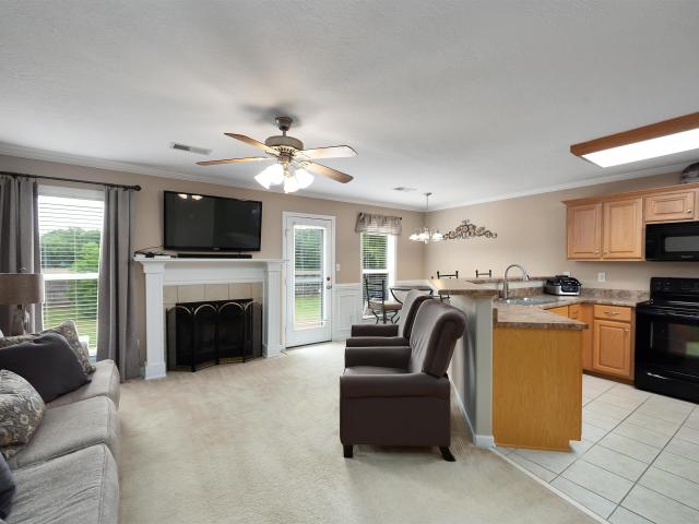 156 lancaster dr