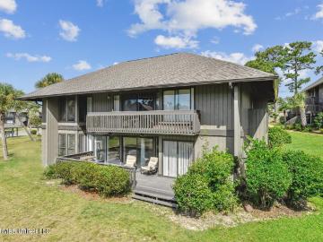 156 Lanai, Unit Q, Diamondhead, MS 39525 | MLS #4140