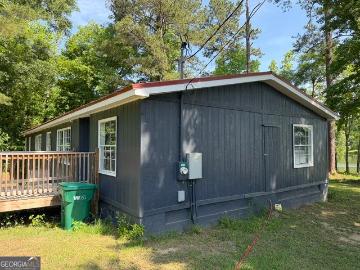 156 Merry Drive NW