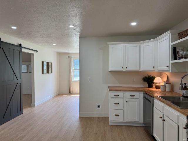 156 S Miller Avenue