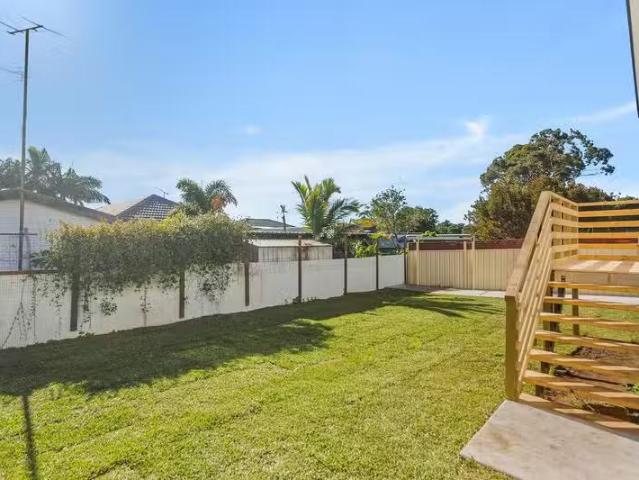 156a Pur Pur Avenue, Lake Illawarra, NSW 2528 Duplex / Semi.