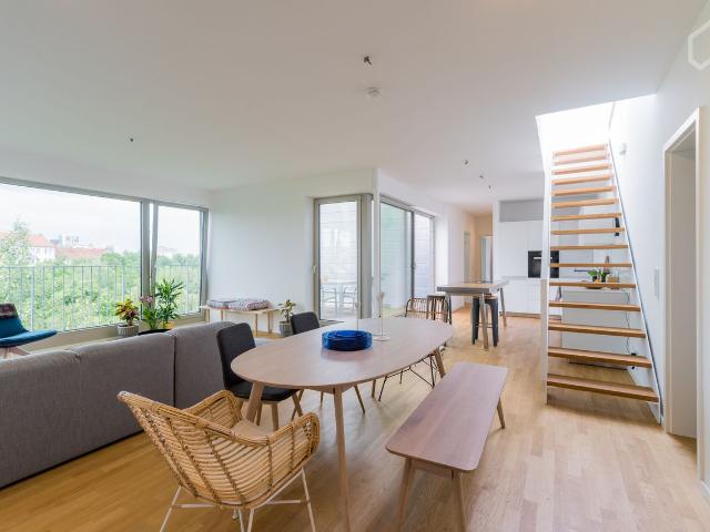 156sqm Designer Penthouse Apartment in Friedrichshain with 2 verandas and a rooftop terrace and amazing views over Berlin, Berlin Amsterdam Apartments for Rent