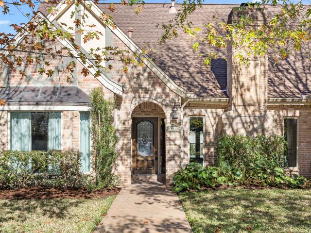 15742 Walkwood Dr, Houston, TX 77079 | MLS #43778