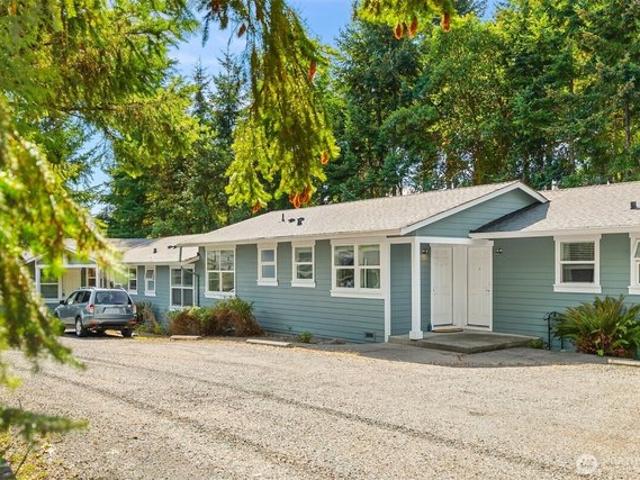 1574 NE Park View Dr Apt 5, Bainbridge Island, WA 98110