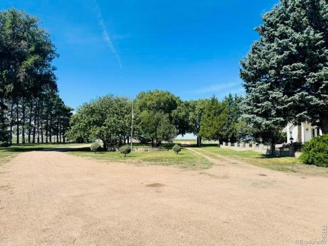15758 County Road 95