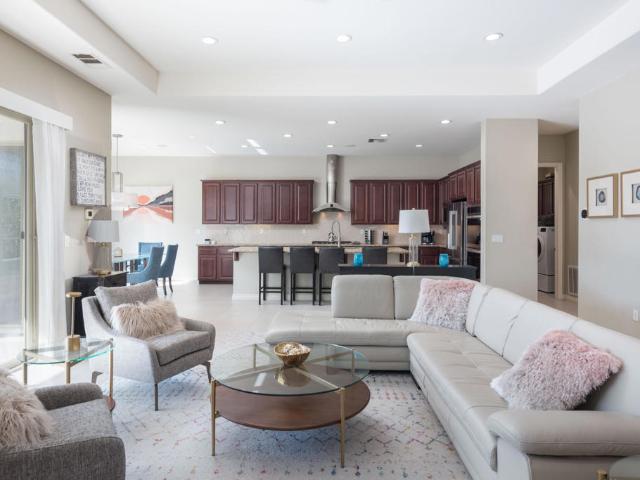 1575 Enclave Way