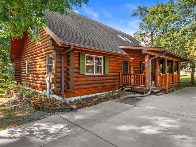 1575 Kingswood Trail