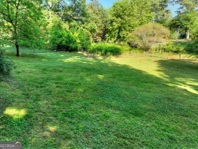 1575 Yukon Road