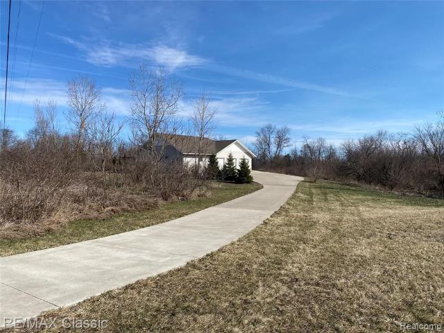 1577 Benner Highway