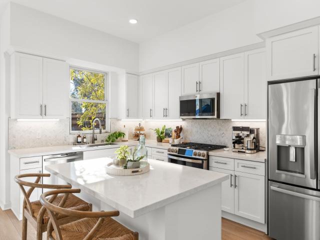 1578 East Thompson Boulevard, Ventura, US, CA