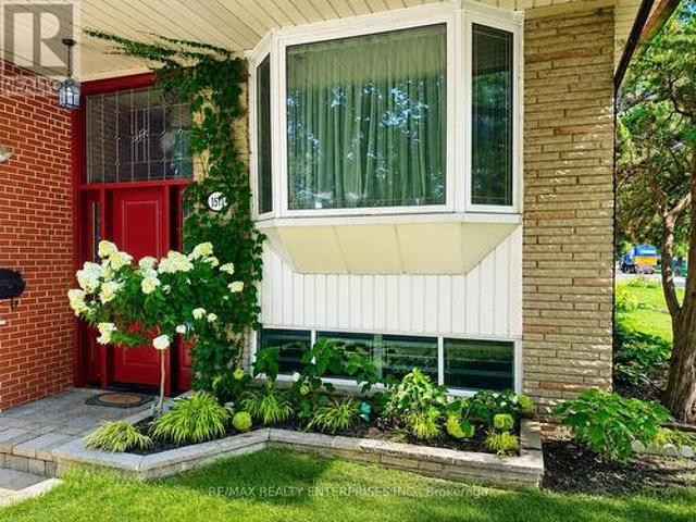 1571 Muir Road, Mississauga, ON, L5E 2J3 house for sale | Listing ID W13640 | Royal LePage