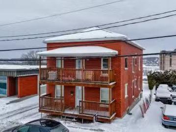 1571 1575 Rue Denault, Sherbrooke Les Nations, QC, J1H 2R1.