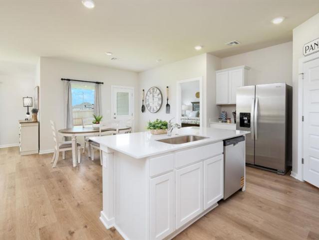 1572 NW 8th Terrace