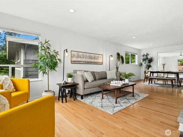 1572 NE 170th Street