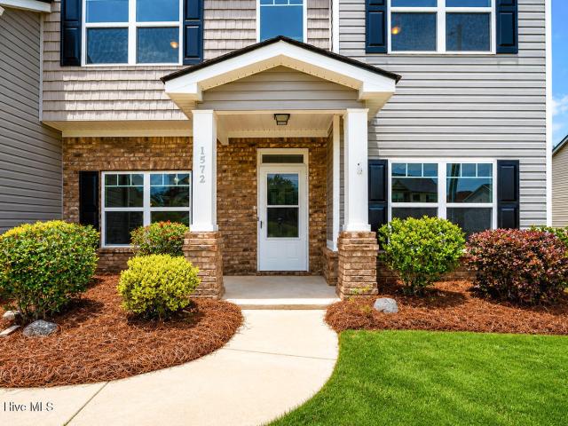 1572 Oglethorpe Drive