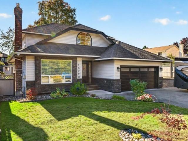 1572 Avenue, Surrey, BC, V4N 2Y6 house for sale | Listing ID R3173 | Royal LePage