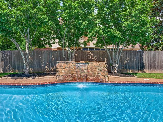 1572 john ridge dr
