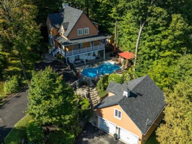 157 Ch. Des Skieurs, Saint Sauveur, QC, J0R 1R2 house for sale | Listing ID 24842 | Royal LePage