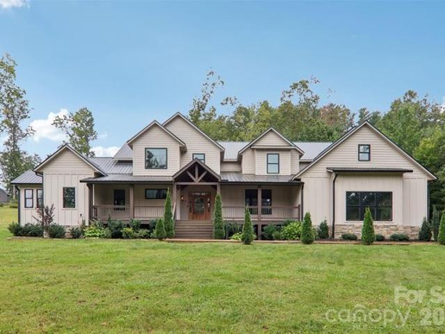157 Allen Dr, Fletcher, NC 28732