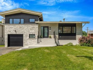 157 Av. Douglas Shand, Pointe Claire, QC, H9R 2E2 house for sale | Listing ID 9376 | Royal LePage