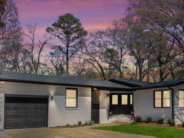 157 George Chapman Drive NE