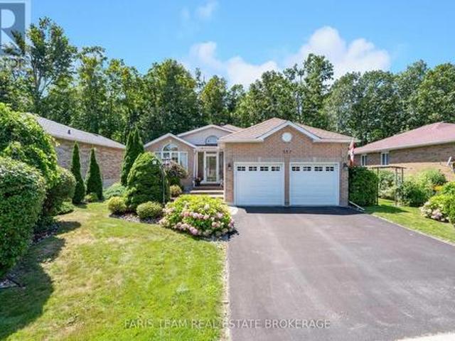 157 Emms Drive, Barrie, ON, L4N 9N8 house for sale | Listing ID S13682 | Royal LePage