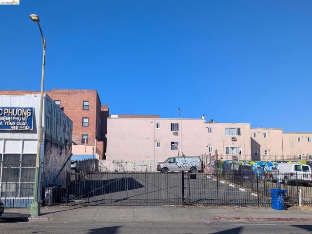 157 International Blvd