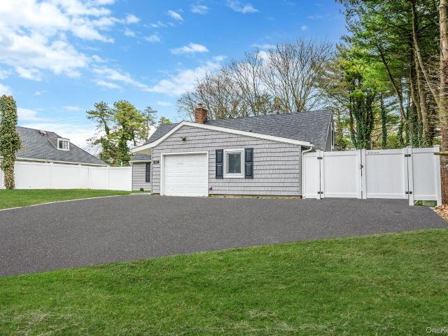 157 Serpentine Lane