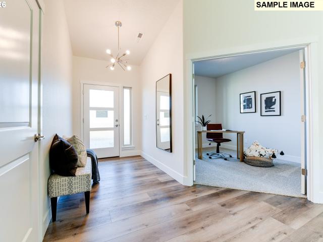 157 SW Eagle DR