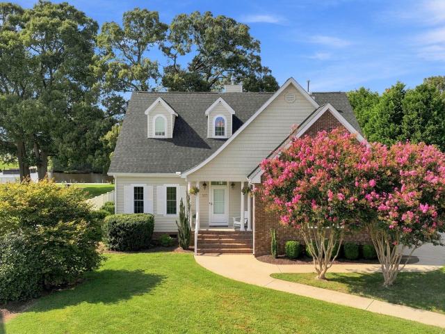 157 Pelican Pointe Drive