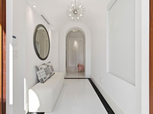 157 Peruvian Avenue, Palm Beach, US, FL