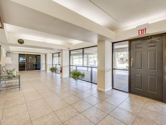 1585 Fort Henry Drive 4g