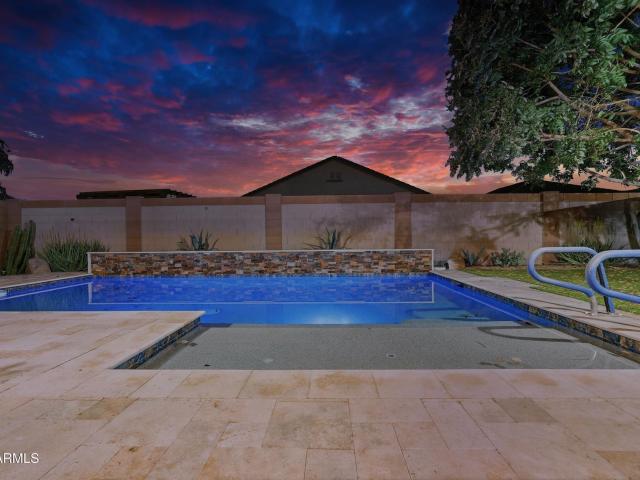 15869 W Mauna Loa Lane, Surprise, US, AZ