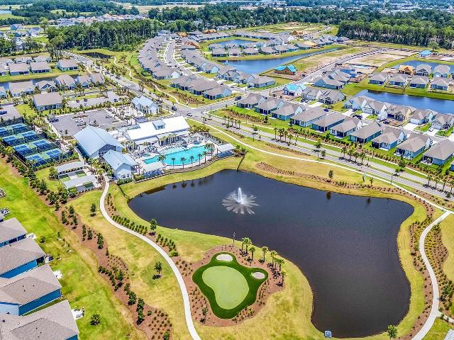 1586 Crested Iris Way