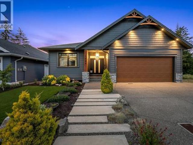 1586 Crown Isle Blvd, Courtenay, BC, V9N 0G3 house for sale | Listing ID 1051 | Royal LePage