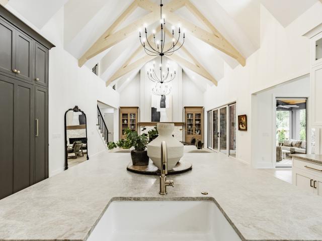 15876 Oak Park