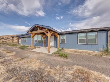 1587 Gentry Ln