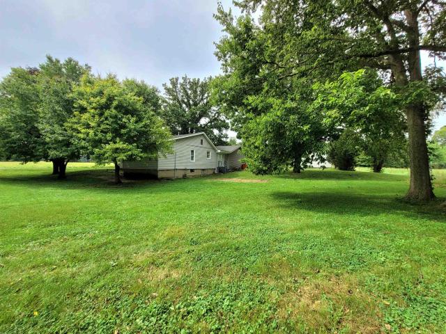 1587 W South Road