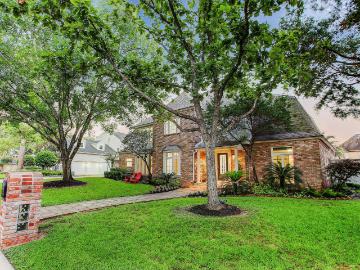 15807 Fleetwood Oaks Drive