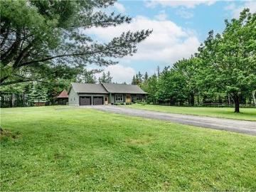 1580 Melanson, Dieppe, NB, E1H 2B8 house for sale | Listing ID NB142119 | Royal LePage