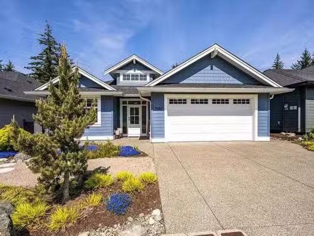 1580 Crown Isle Blvd, Courtenay, BC, V9N 0E3 house for sale.