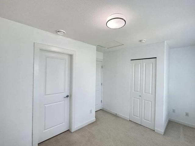 15828 27 Ave, Surrey