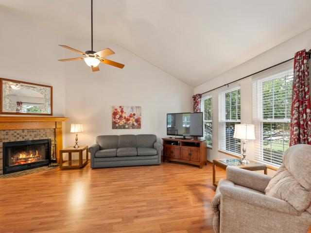 1582 Sun Ridge Drive