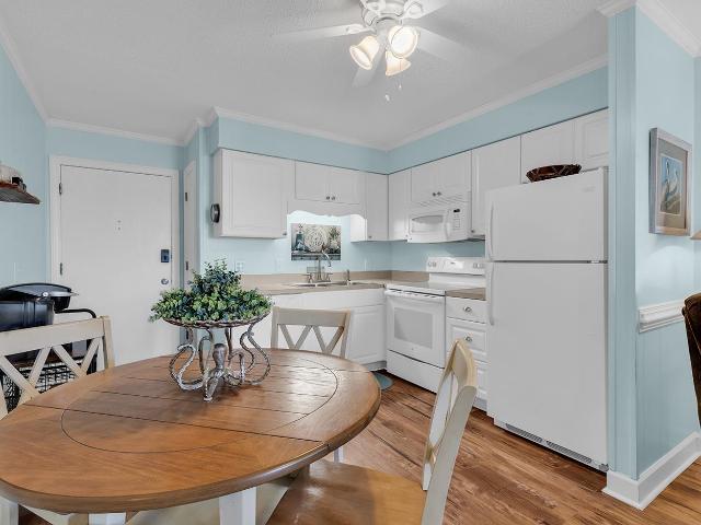 1582 S Waccamaw Dr. 15